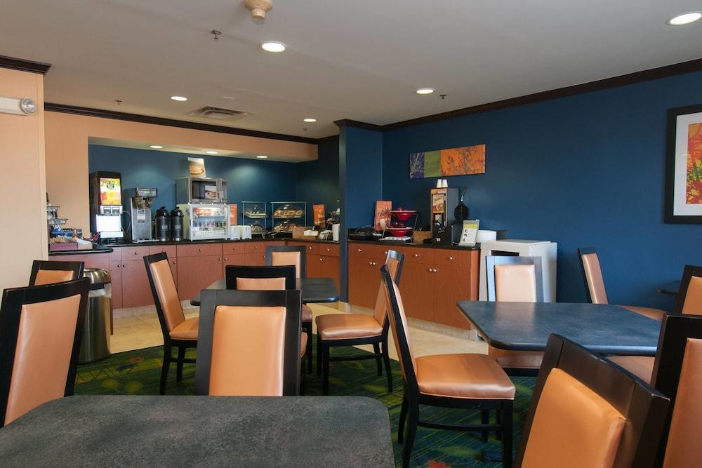 Fairfield By Marriott Inn & Suites Columbia Harbison Екстериор снимка
